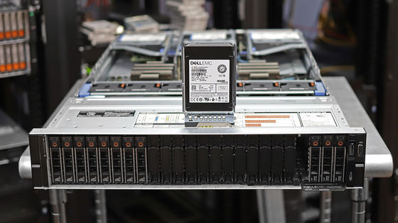 OEM R750 Dell EMC Power Edge R750 Server New 15G 2U 2.6-3.5Ghz DDR4