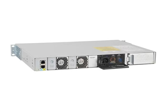 C9200L-24P-4G-E Switch Cisco Catalyst 9200L 24 Port PoE+ 4 X 1G Network Essentials