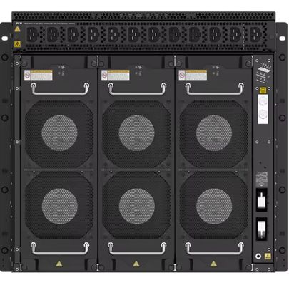 HUAWEI CloudEngine S16700-4 Switch with 17760 Mpps Forwarding Performance and 38.4 Tbit/s Switching Capacity for 400 Gbit/s Era
