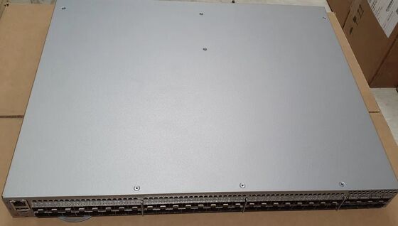 Brocade G720 Switch with 64G Performance, 4.096Tb/s Bandwidth, and Dual Hot-Swappable Power Supplies for Fibre Channel SAN